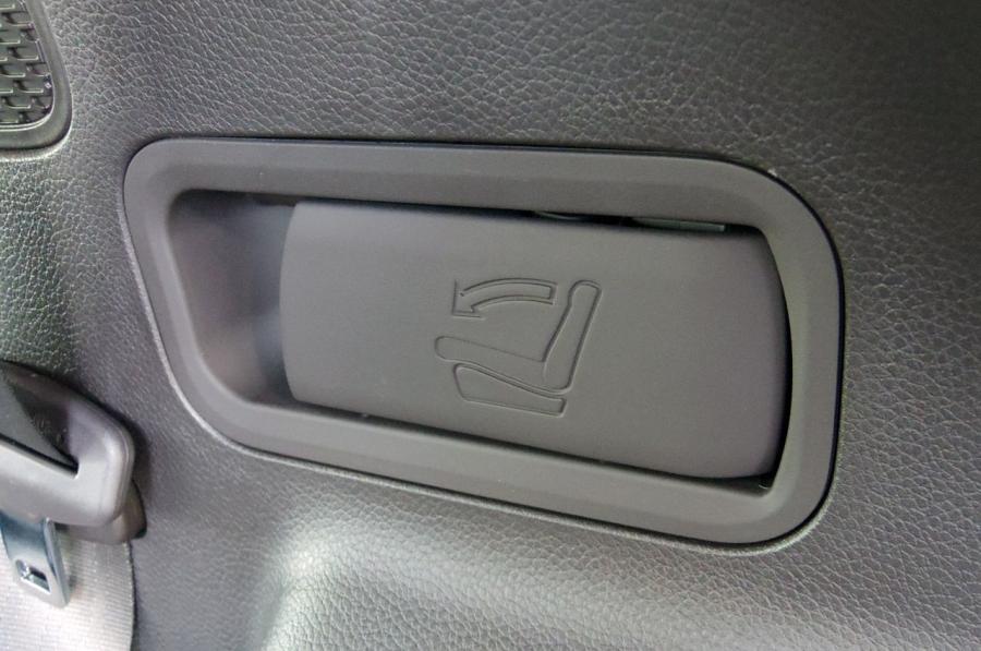  Hyundai Santa Fe 2013 года  (фото 42 из 108)